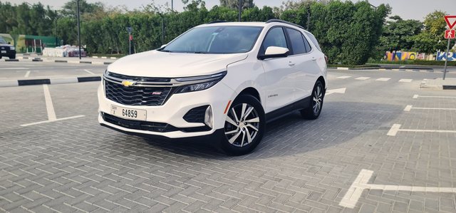 Chevrolet Equinox 2022، لون أبيض