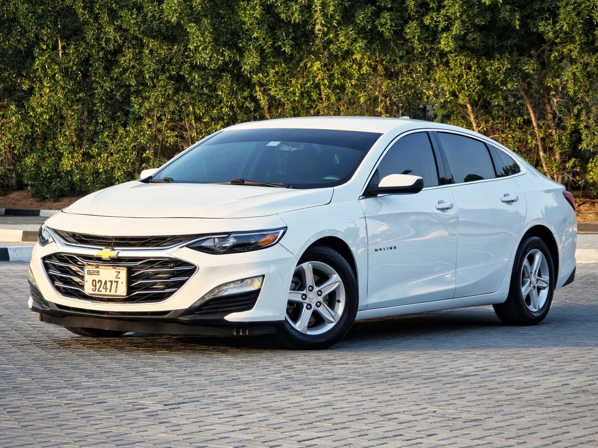 Chevrolet Malibu, white