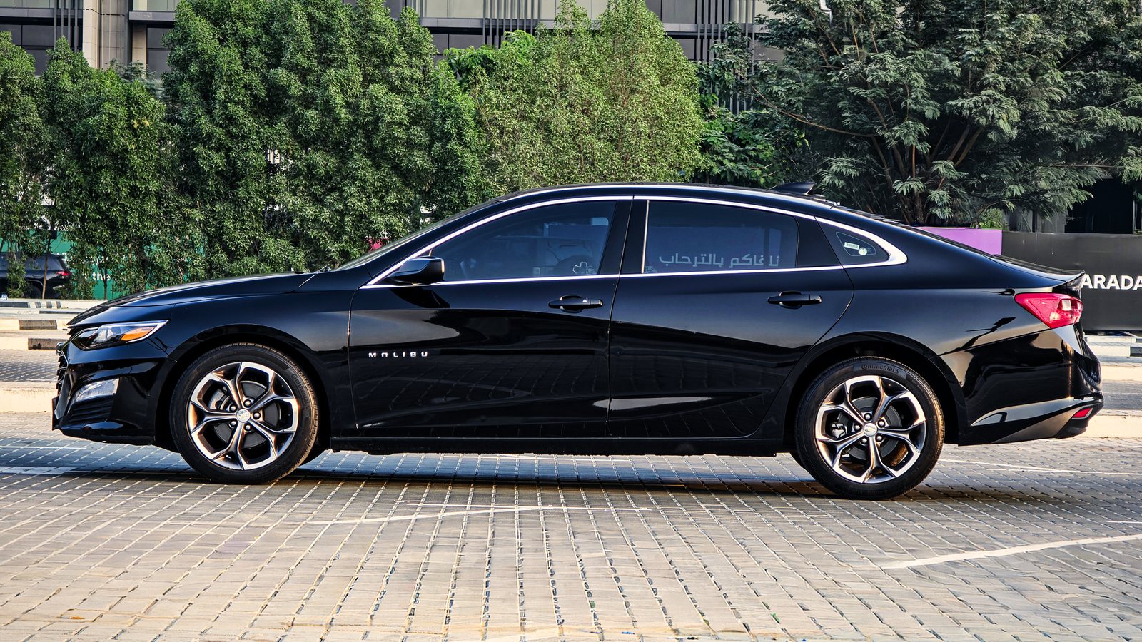 Chevrolet Malibu, black