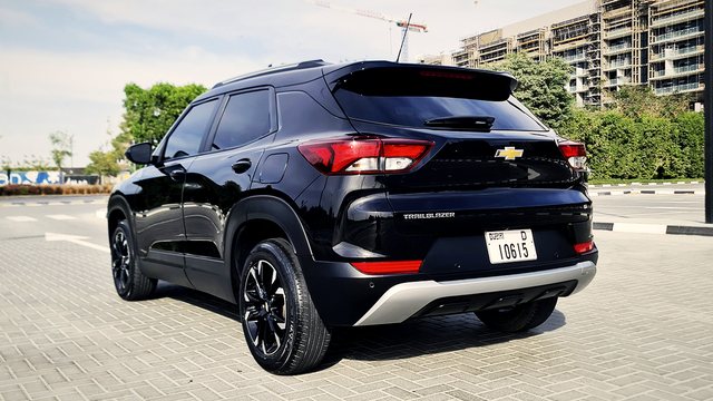 Chevrolet Trailblazer 2022، لون أسود