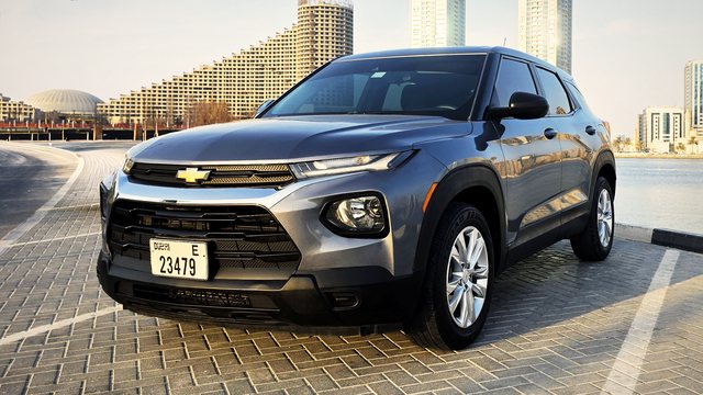 Chevrolet Trailblazer 2021، لون رمادي