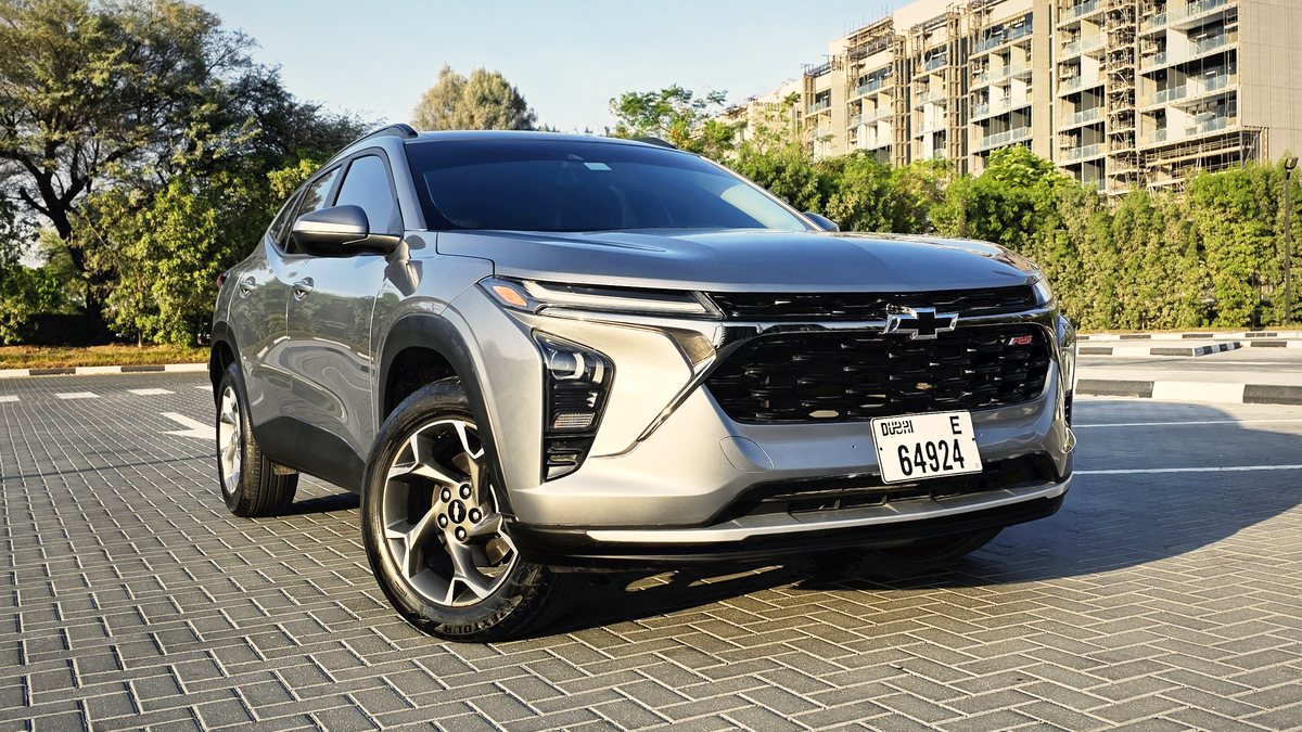 Chevrolet Trax, grey