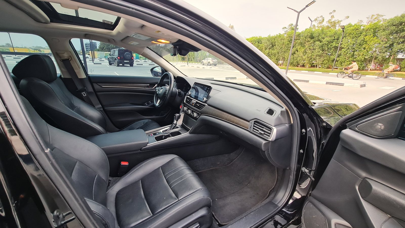 Honda Accord, black