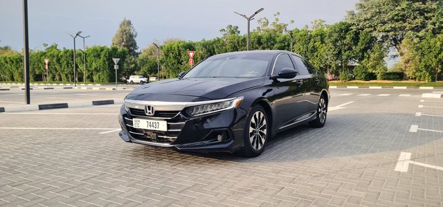 Honda Accord 2022، لون أسود