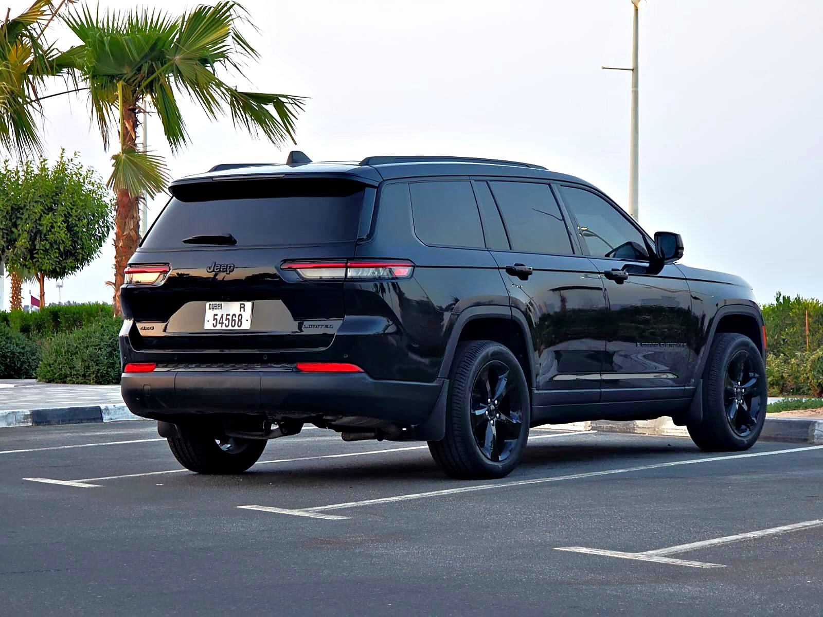 Jeep Grand Cherokee, black