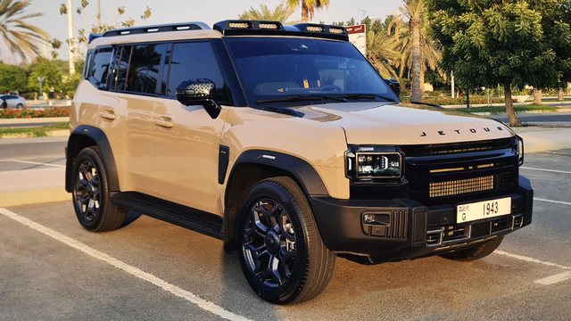 Jetour T2 2025، لون بيج، للإيجار في دبي