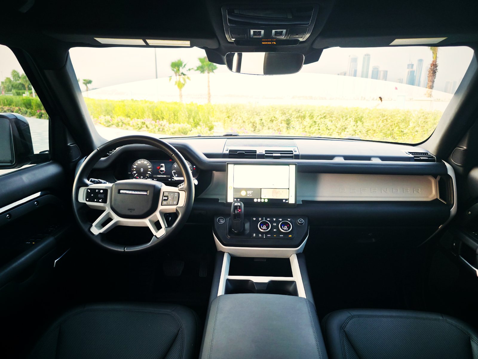 Land Rover Defender, black