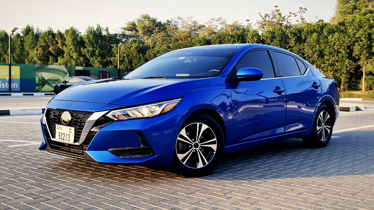 Nissan Sentra, blue