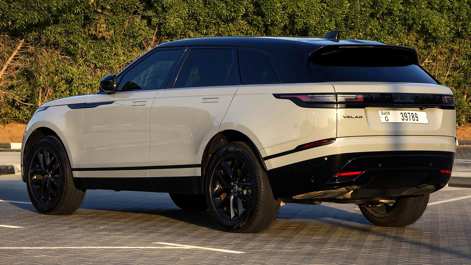 Range Rover Velar, grey