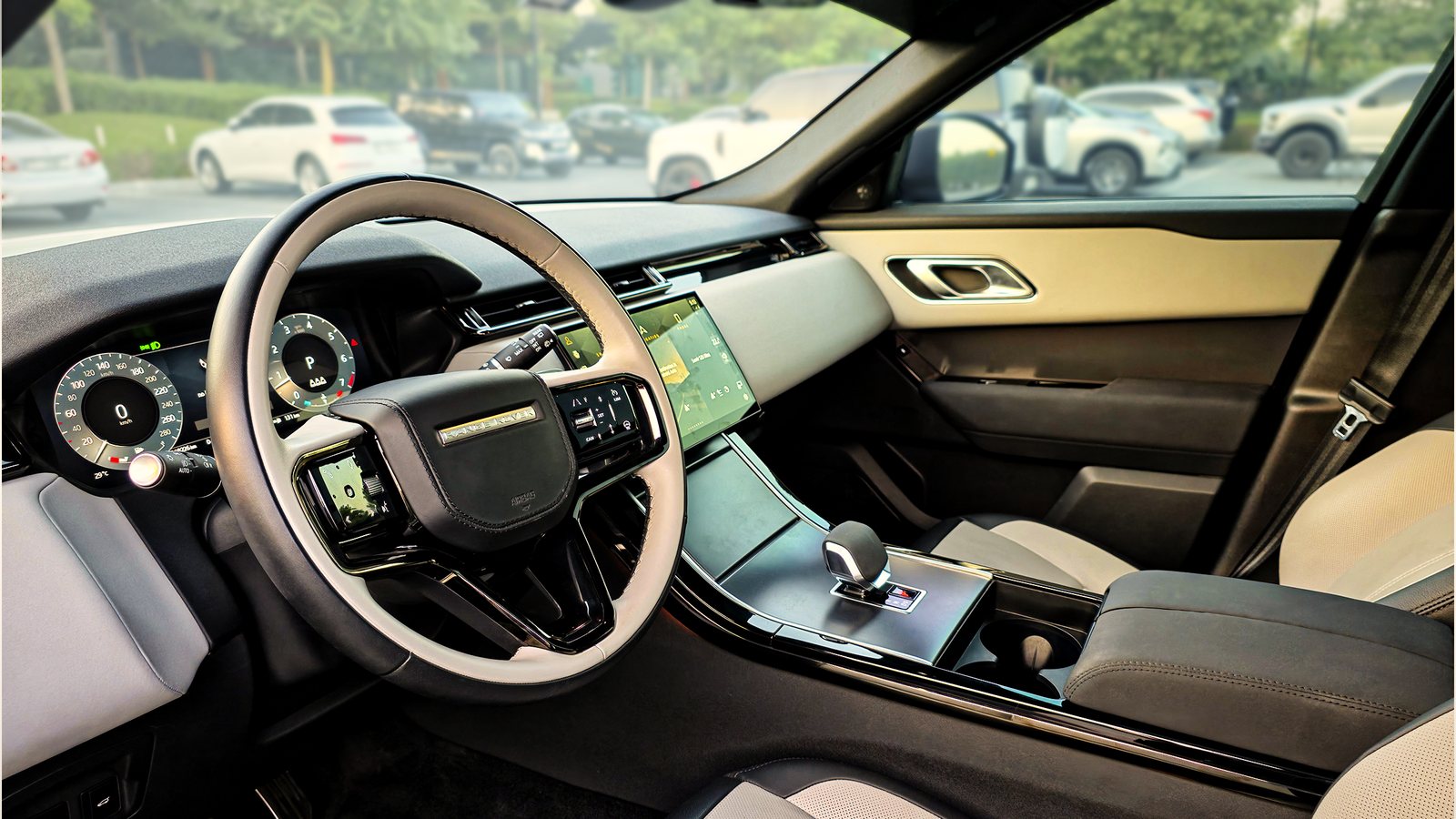 Range Rover Velar, grey